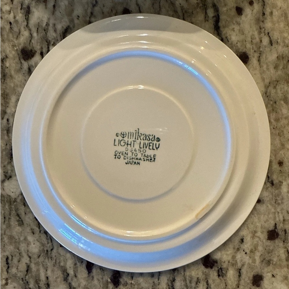 Vintage Mikasa Light N’ Lively Oven To Table Plates 6.5” Set Of 8 - Picture 2 of 5